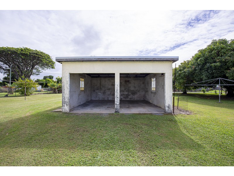 8 Gibson Street, West Mackay QLD 4740