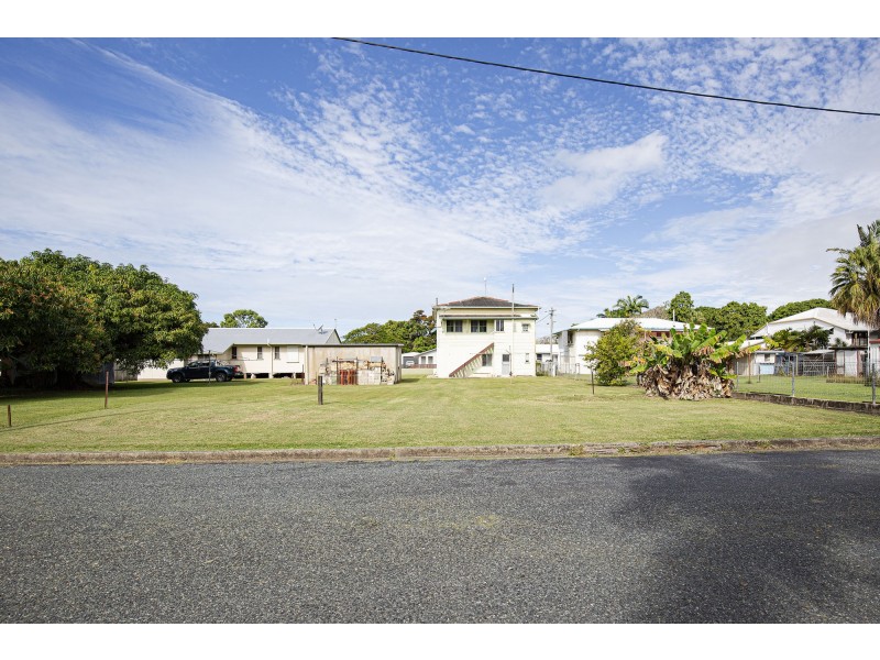 8 Gibson Street, West Mackay QLD 4740