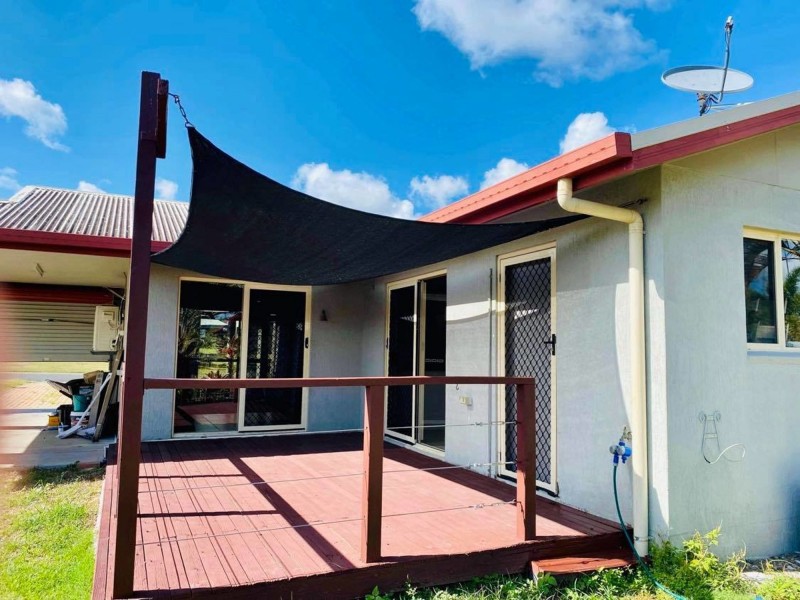 10 Busuttin drive, Eimeo QLD 4740