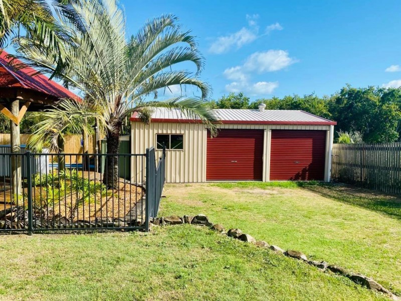 10 Busuttin drive, Eimeo QLD 4740