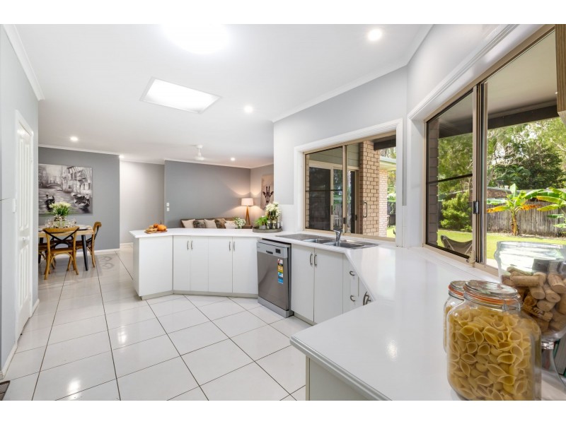 6 Richard Street, Andergrove QLD 4740