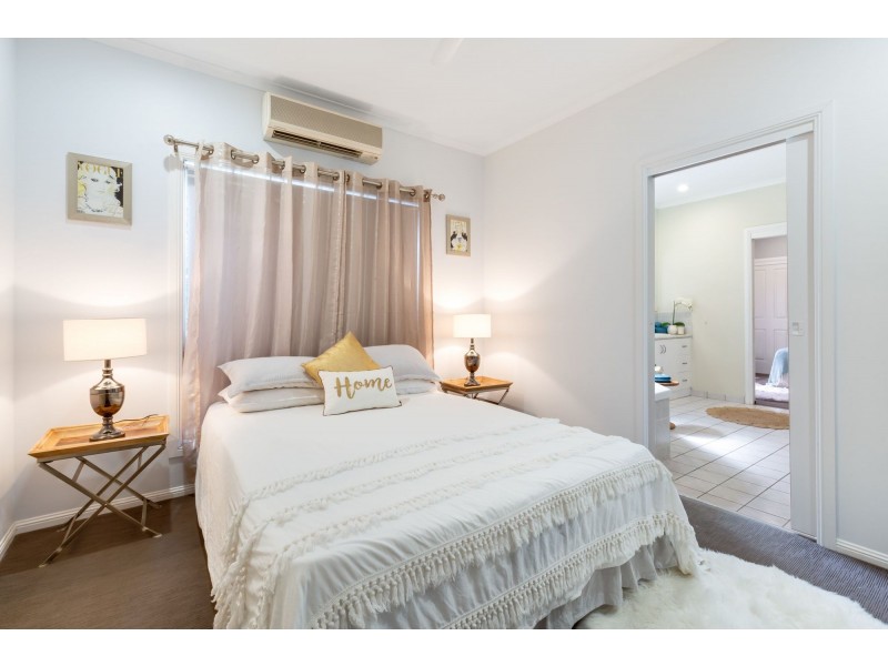 6 Richard Street, Andergrove QLD 4740