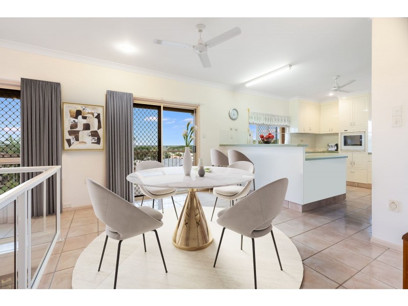 15 Dumfries Court, Beaconsfield QLD 4740