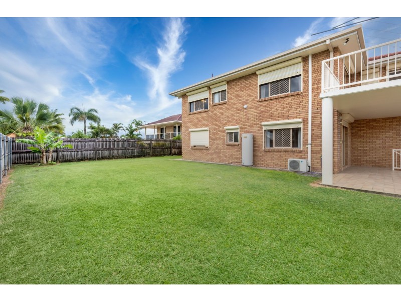 15 Dumfries Court, Beaconsfield QLD 4740