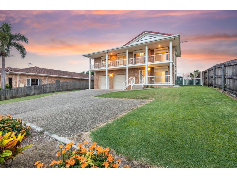 15 Dumfries Court, Beaconsfield QLD 4740