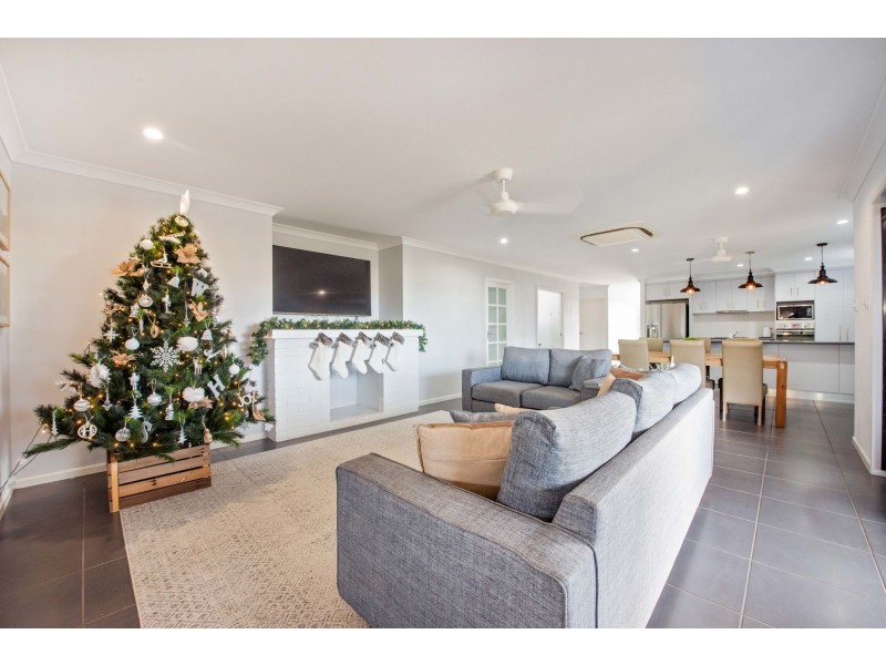 15 Rudd Street, Rural View QLD 4740