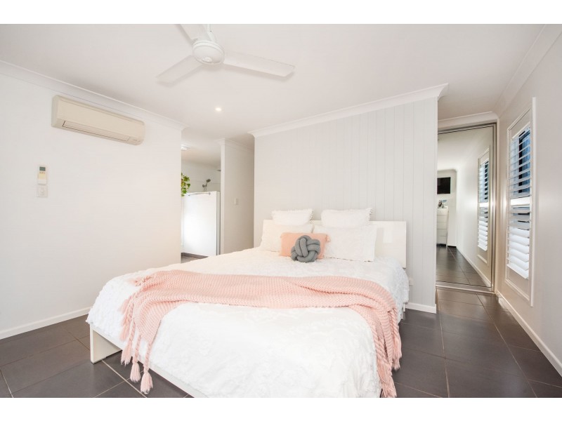 15 Rudd Street, Rural View QLD 4740