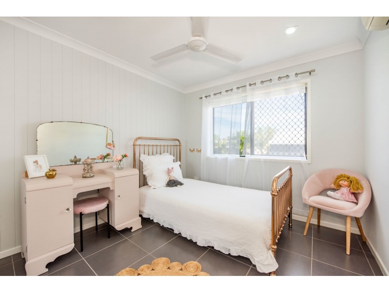 15 Rudd Street, Rural View QLD 4740
