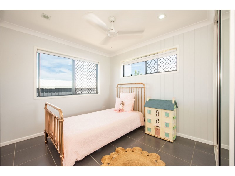 15 Rudd Street, Rural View QLD 4740