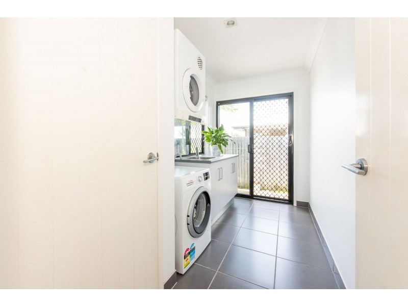 15 Rudd Street, Rural View QLD 4740