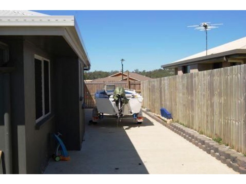 8 Eileen Street, Walkerston QLD 4751