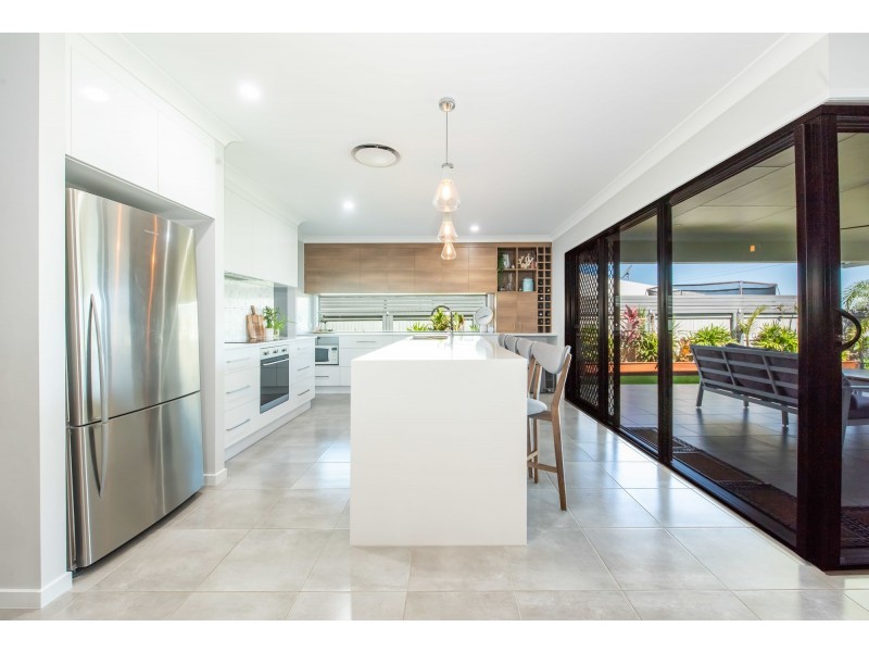 9 Merritt Court, Marian QLD 4753