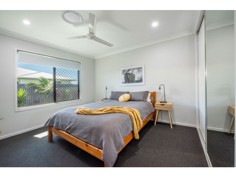 9 Merritt Court, Marian QLD 4753