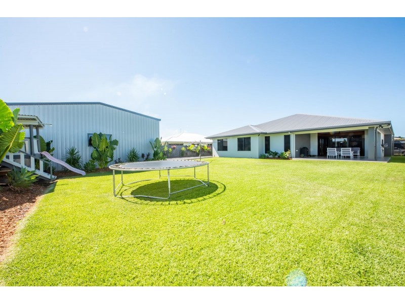 9 Merritt Court, Marian QLD 4753