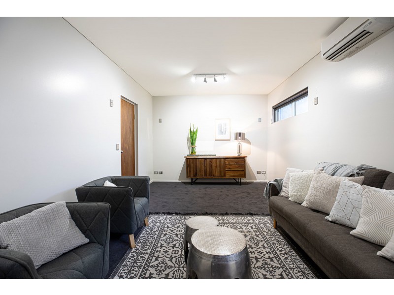 4 Seagull Street, Slade Point QLD 4740