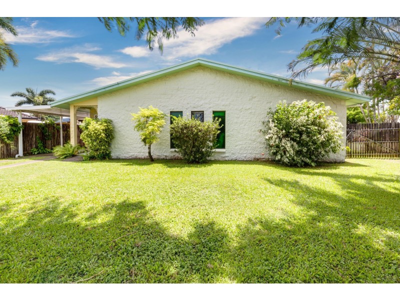 22 Kiwi Court, Ooralea QLD 4740