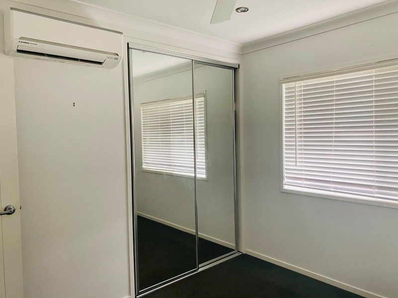 27 Douglas Crescent, Rural View QLD 4740