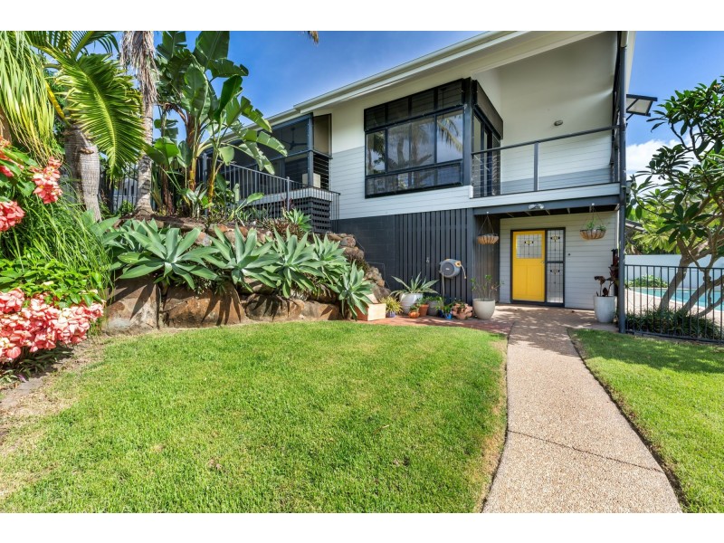 4 Cedar Court, Eimeo QLD 4740