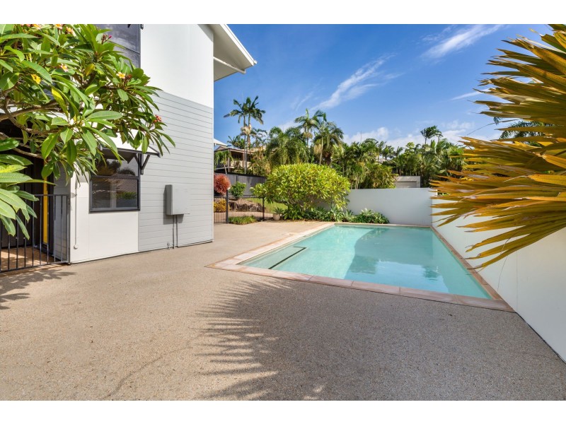 4 Cedar Court, Eimeo QLD 4740