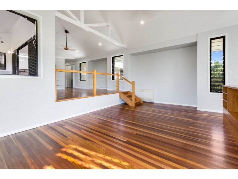 4 Cedar Court, Eimeo QLD 4740