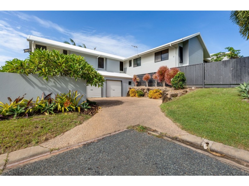 4 Cedar Court, Eimeo QLD 4740