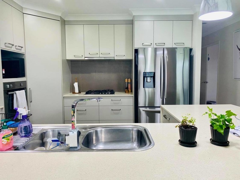 51 Kerrisdale Crescent, Beaconsfield QLD 4740