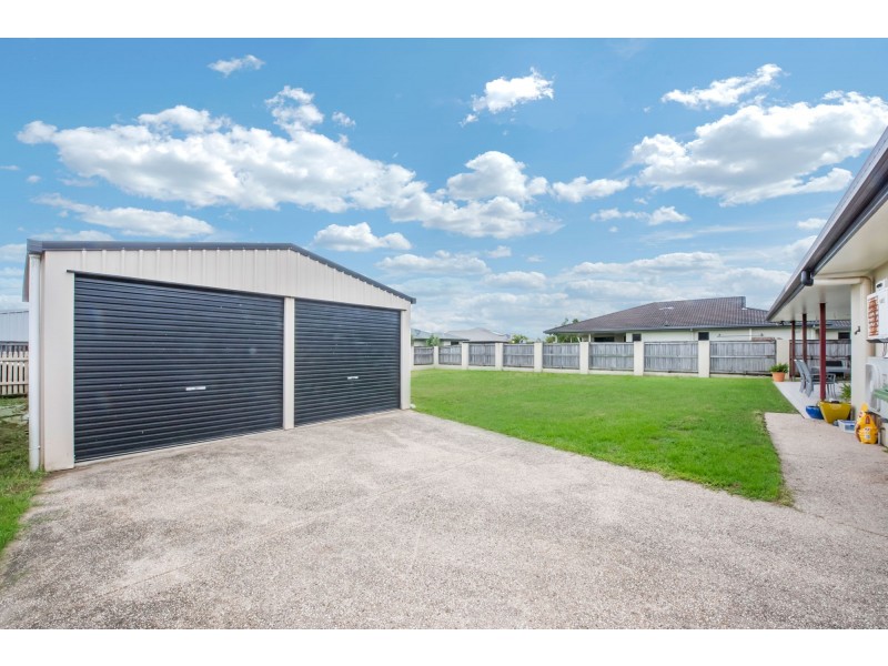 27 Katey Crescent, Mirani QLD 4754