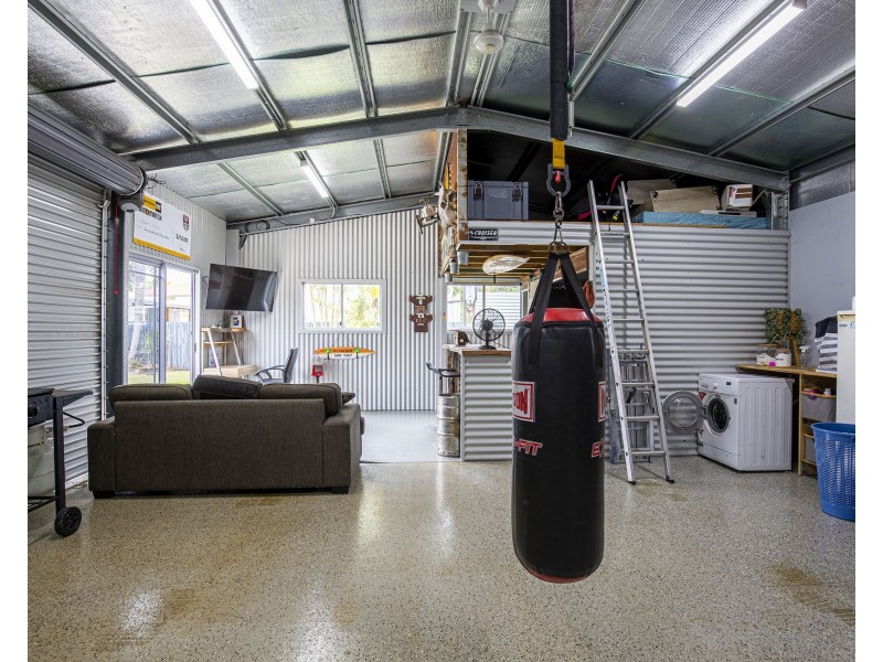 9 Paulette Street, West Mackay QLD 4740