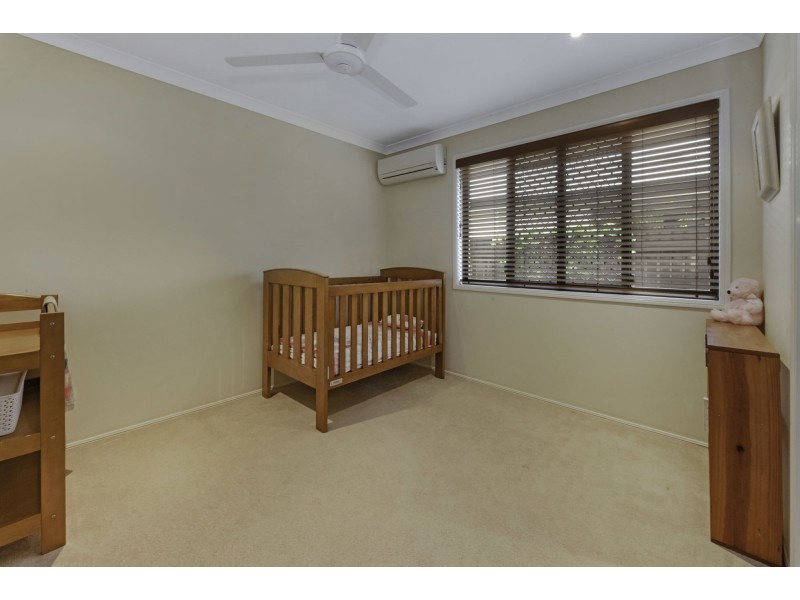 8 Bonsai Court, Glenella QLD 4740