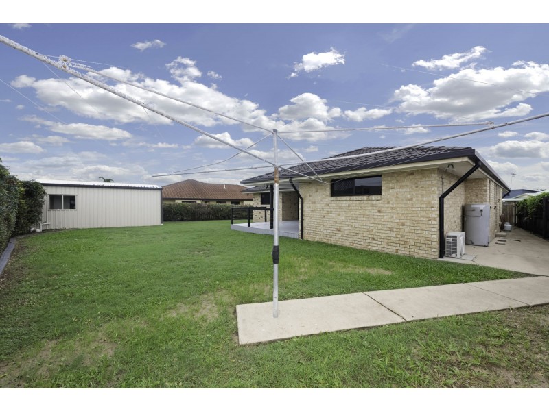 8 Bonsai Court, Glenella QLD 4740
