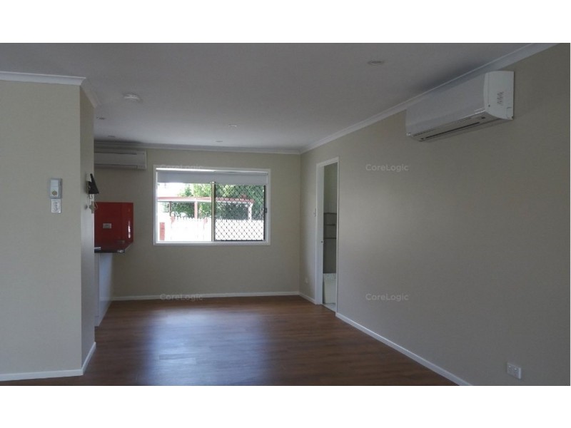 1/2 Sneyd Street, West Mackay QLD 4740