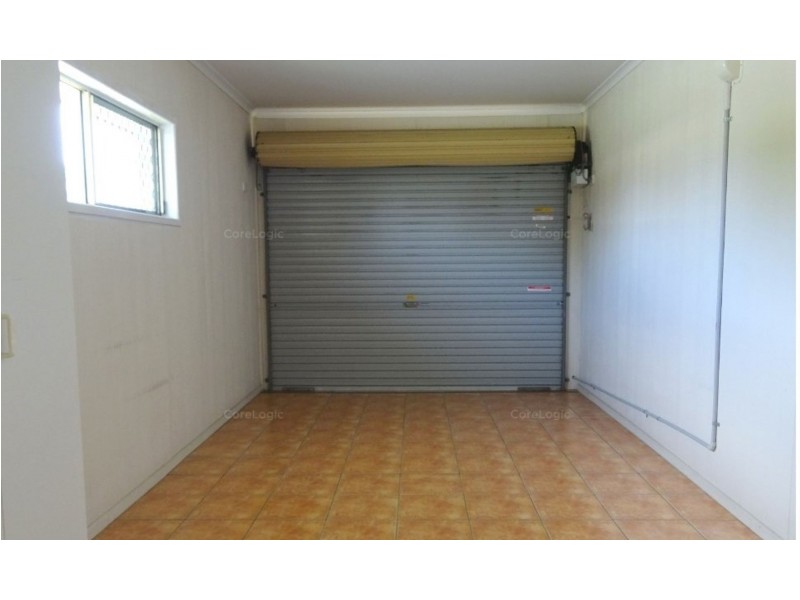 1/2 Sneyd Street, West Mackay QLD 4740