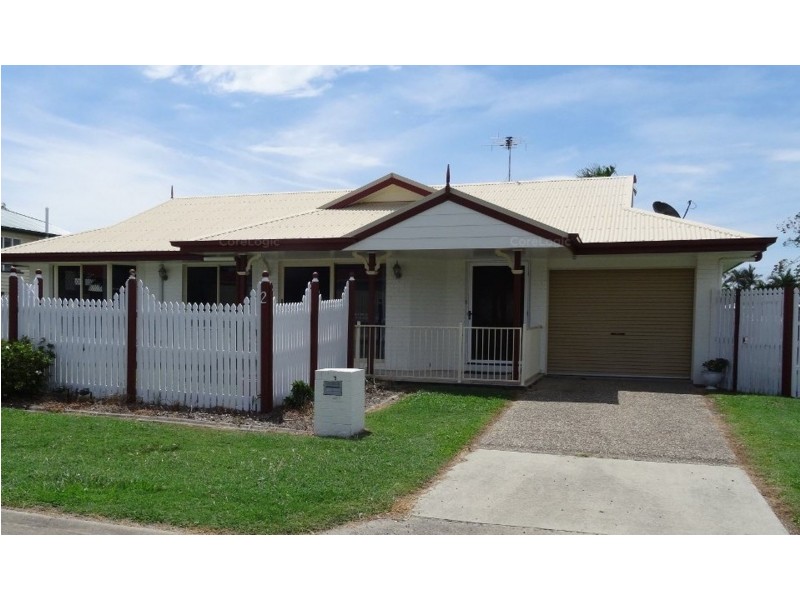 1/2 Sneyd Street, West Mackay QLD 4740