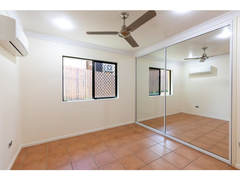2 Jade Court, Glenella QLD 4740