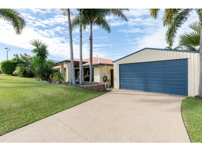 2 Jade Court, Glenella QLD 4740