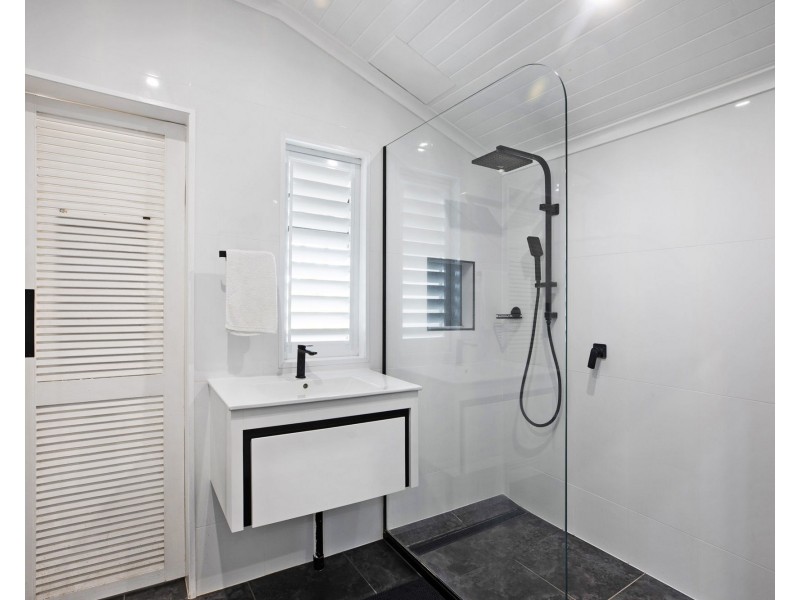 4 Harvison Street, East Mackay QLD 4740