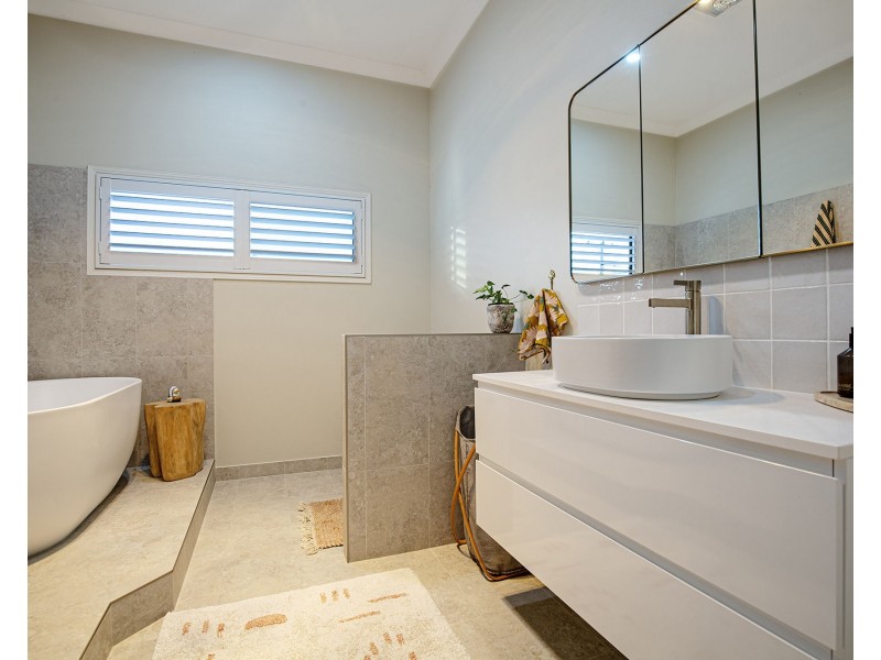31 Hucker Street, Mackay QLD 4740