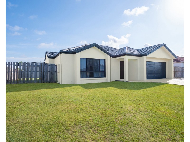 33 Spinnaker Way, Bucasia QLD 4750