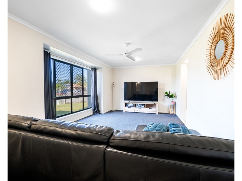33 Spinnaker Way, Bucasia QLD 4750