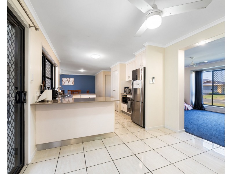 33 Spinnaker Way, Bucasia QLD 4750