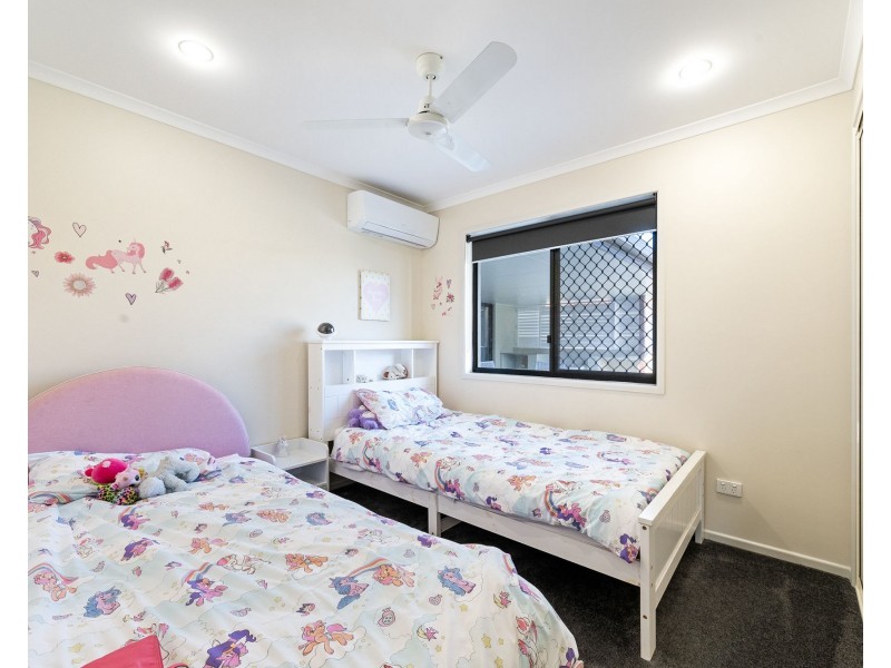 33 Spinnaker Way, Bucasia QLD 4750