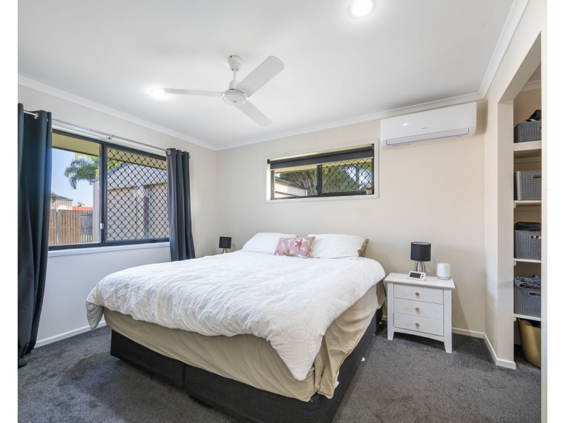 33 Spinnaker Way, Bucasia QLD 4750
