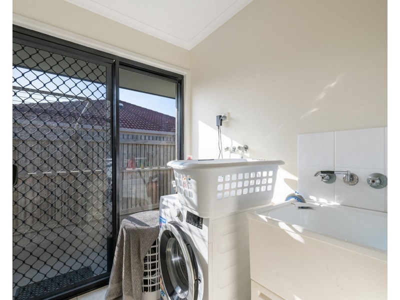 33 Spinnaker Way, Bucasia QLD 4750