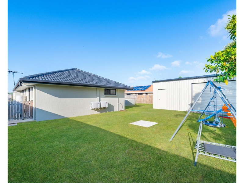 33 Spinnaker Way, Bucasia QLD 4750