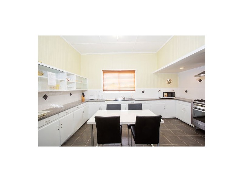 94 Broad Street, Sarina QLD 4737