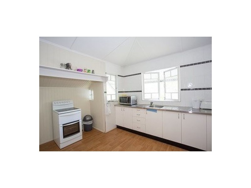 15 Greetham Street, Sarina QLD 4737