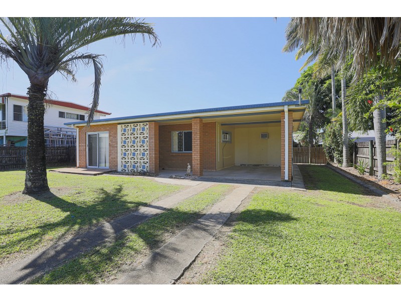 32 Pharlap Parade, Ooralea QLD 4740