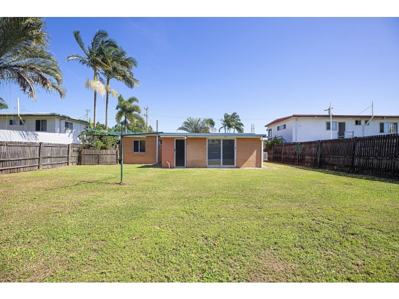 32 Pharlap Parade, Ooralea QLD 4740