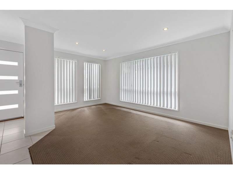 21 Parklane Crescent, Beaconsfield QLD 4740