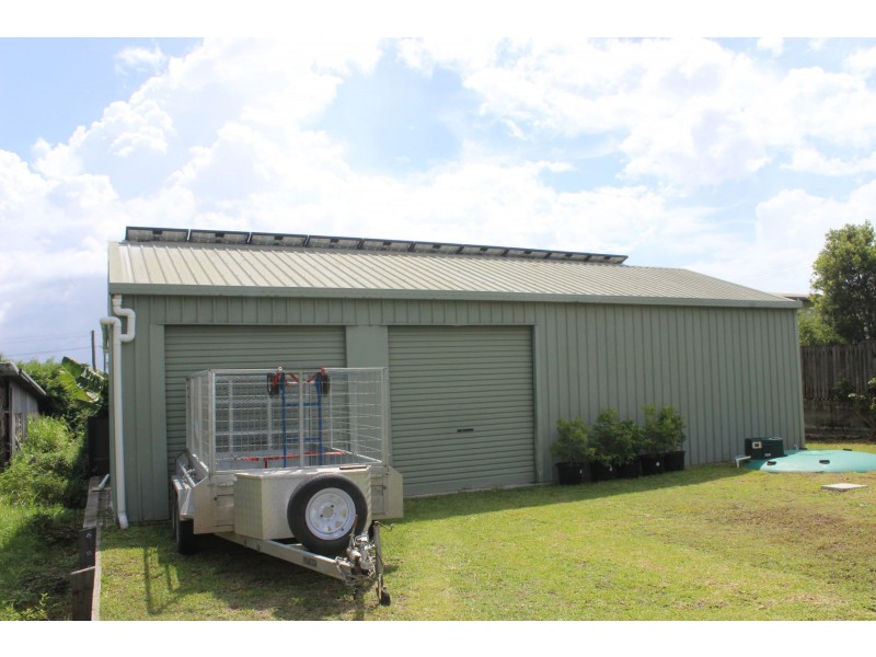 15 Barrier Street, Eton QLD 4741